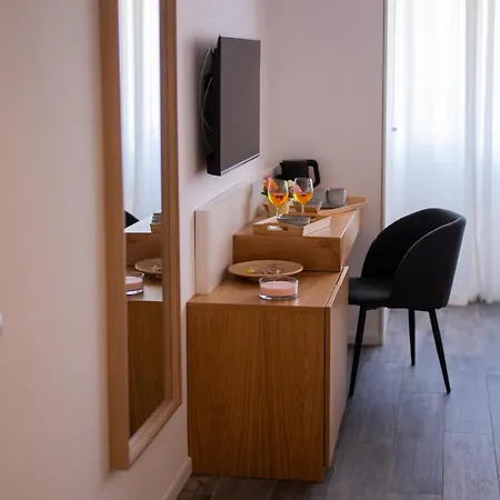 Guest house Garibaldi 4*